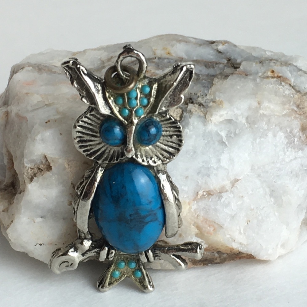 Turquoise and silver tone owl 🦉 necklace charm 1” add to bracelet or necklace